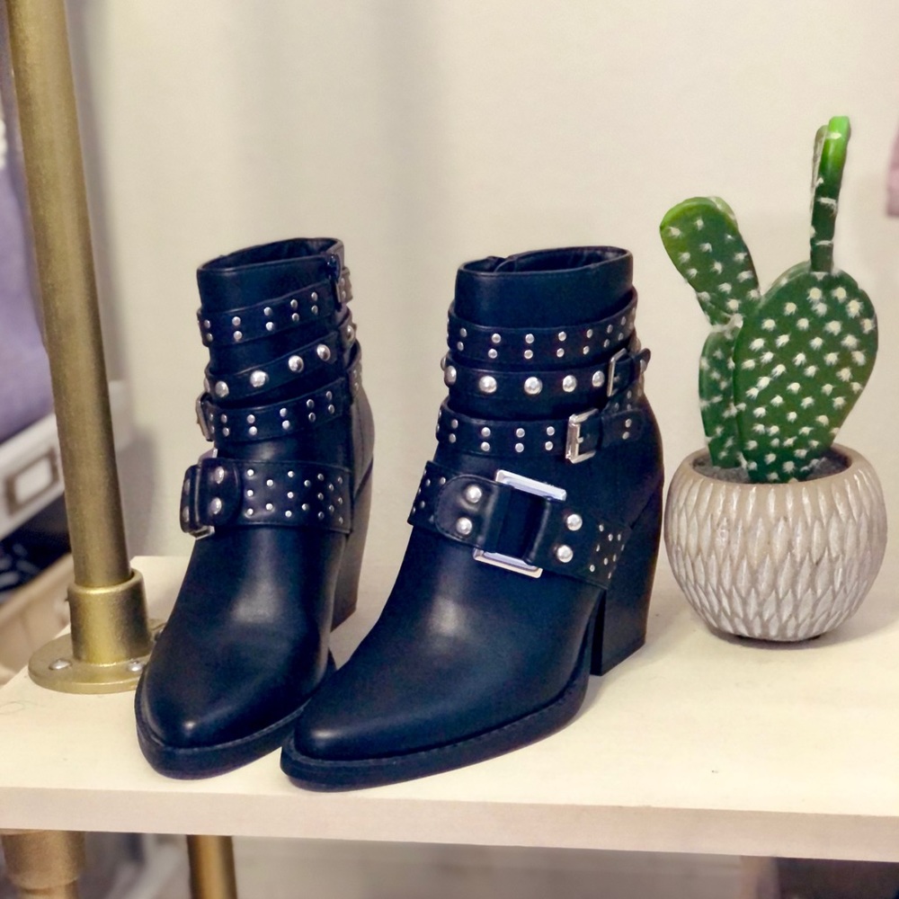 Madden Girl Kaleb Western style Studded Booties - Picture 4 of 7